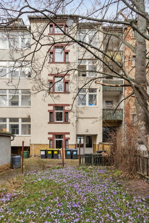 Fuer 13 Gaeste, 2 Baeder, 2 Loggia's, Zentrum Ost * Leipzig